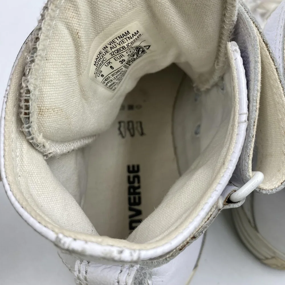 Converse Shoes Womens Size 8 White Chuck Taylor All Star Leather Strap‎ 549852C
